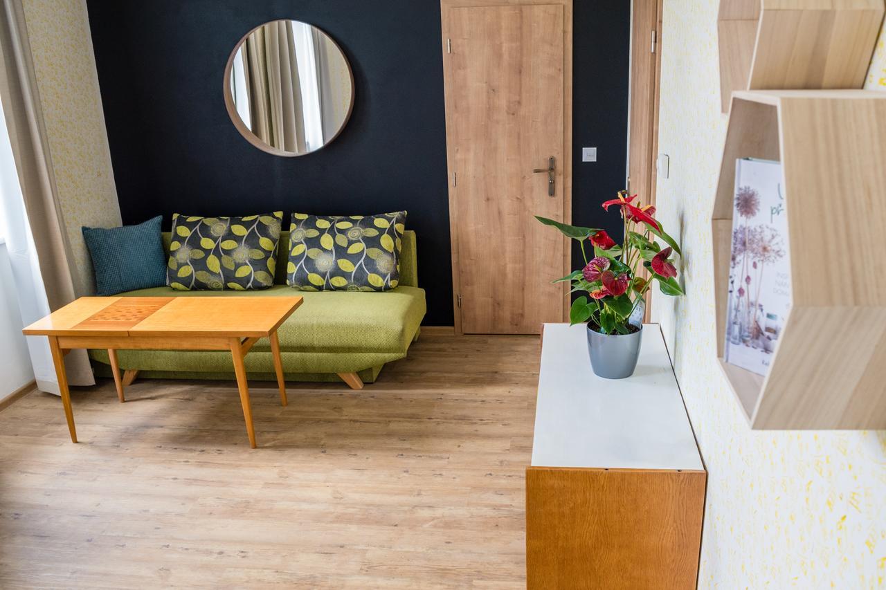 U Cmelaku Hotell Červená Voda Exteriör bild