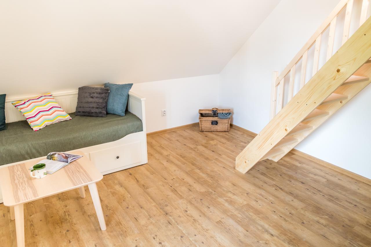 U Cmelaku Hotell Červená Voda Exteriör bild